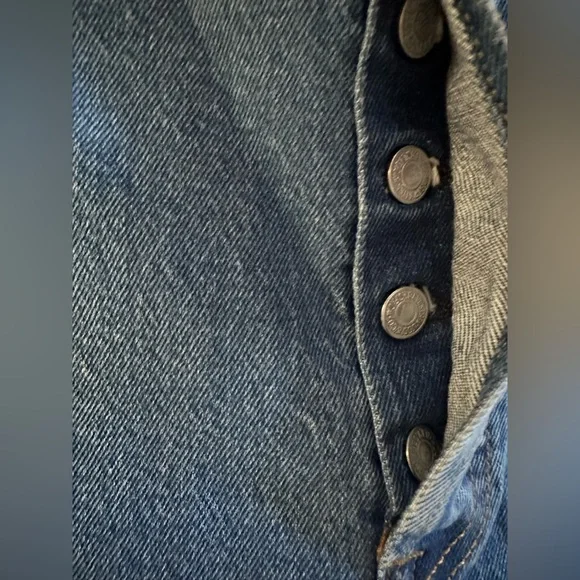 Levi's 501 Original Women's High Rise Jean Short Button Up Size 18W Blue, NEW - Picture 6 of 16